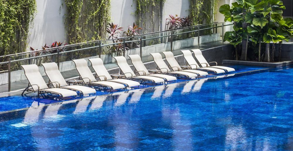 Oasia Resort Sentosa By Far East Hospitality Сингапур Экстерьер фото The pool at the hotel