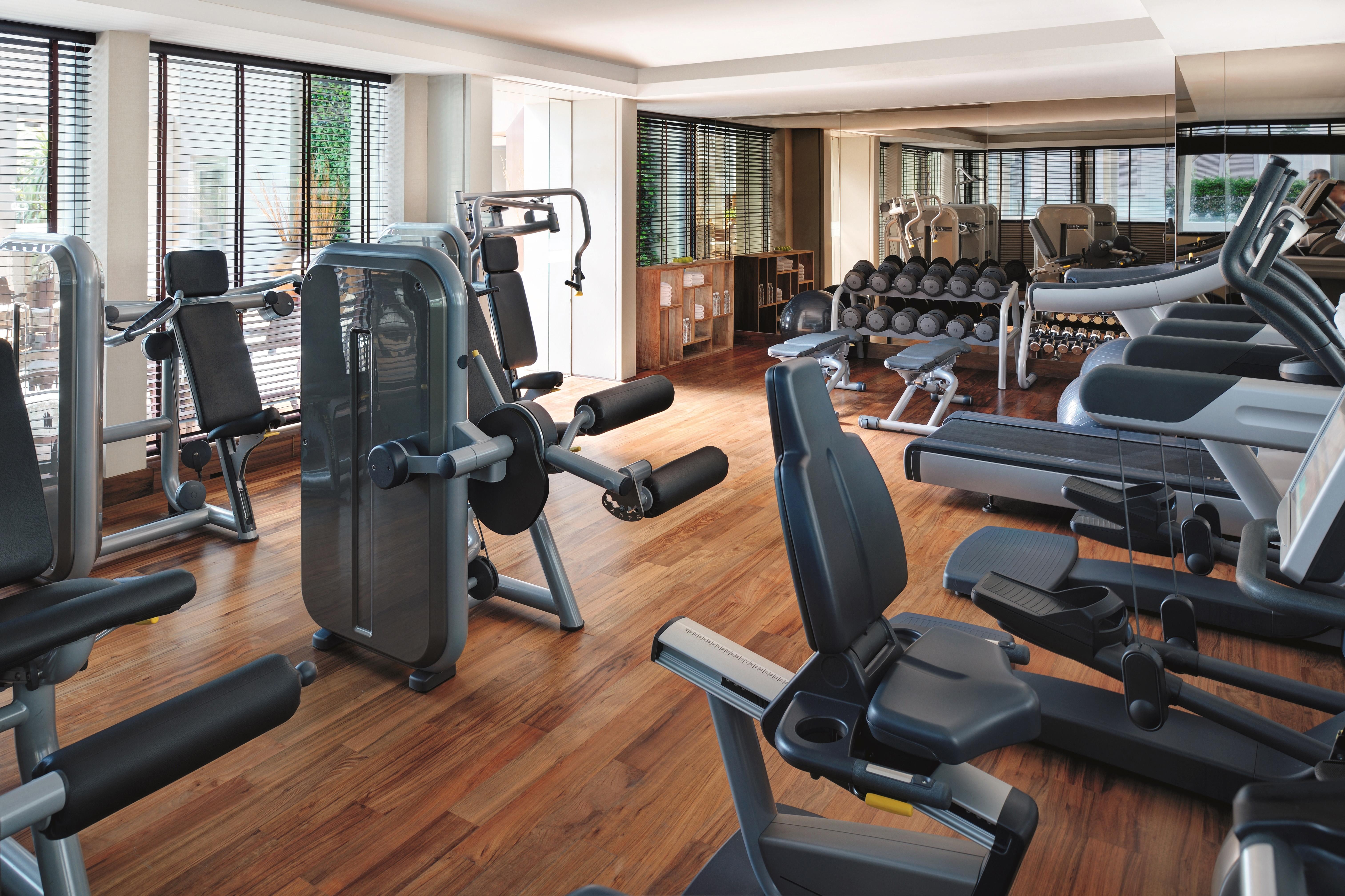 Oasia Resort Sentosa By Far East Hospitality Сингапур Экстерьер фото The gym at the Mandarin Oriental, Munich