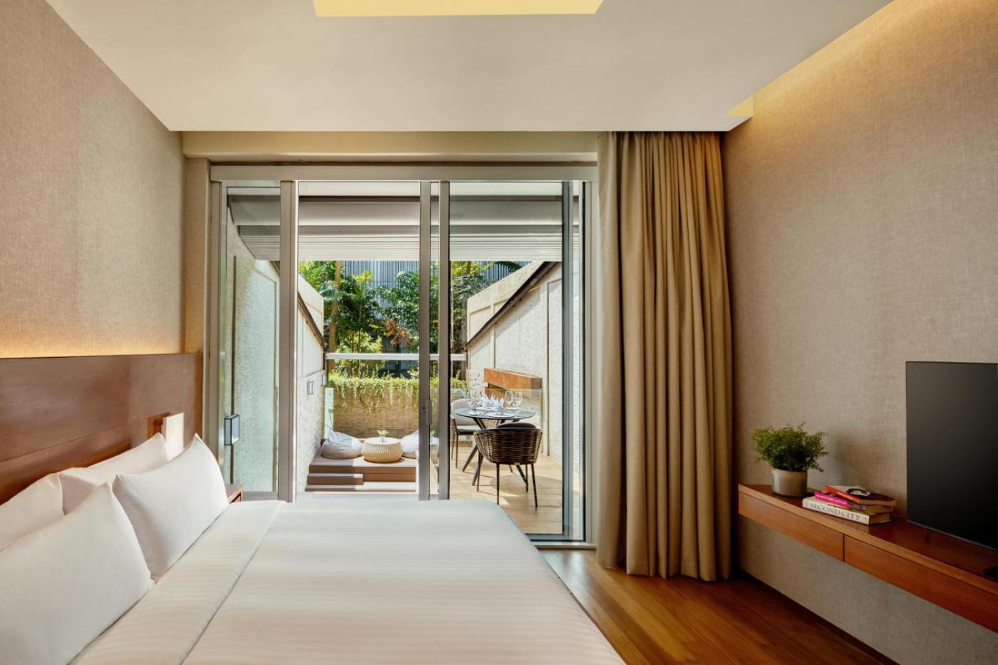 Oasia Resort Sentosa By Far East Hospitality Сингапур Экстерьер фото Deluxe Room with private balcony
